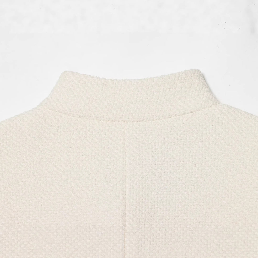 Damen Bouclé-Cropped-Jacke mit Stehkragen, bezogenen Knöpfen und aufgesetzten Pattentaschen Nord Taschen