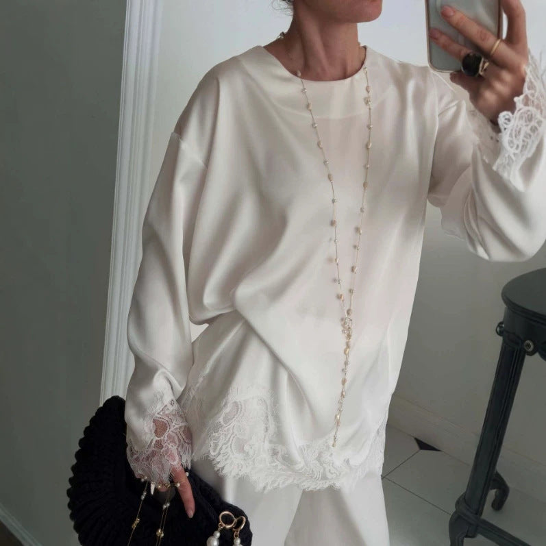 Damen Seidiges Langarmshirt mit Spitzenbesatz am Saum und Manschetten Nord Taschen