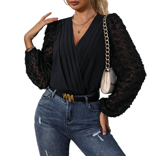 Damen Wickel-Bodybluse mit V-Ausschnitt, transparenten Texturärmeln und taillenbetonter Drapierung Nord Taschen