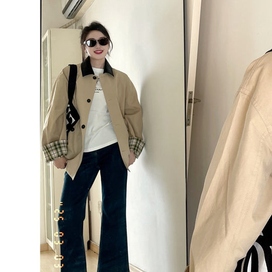 Damen Kurztrenchjacke im Oversize-Schnitt mit Kontrastkragen und karierten Umschlagmanschetten Nord Taschen