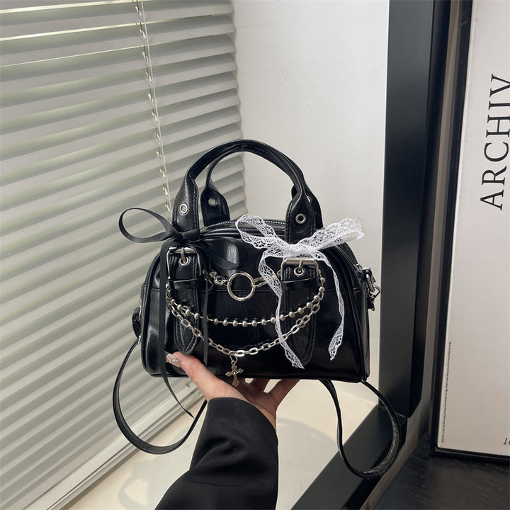 Damen modische Handtasche mit verspielten Details Nord Taschen