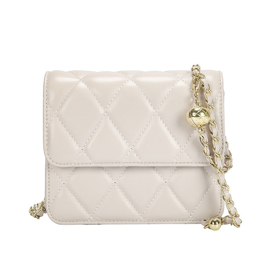 Damen Clutch mit eleganter Steppung und verziertem Kettenriemen Nord Taschen