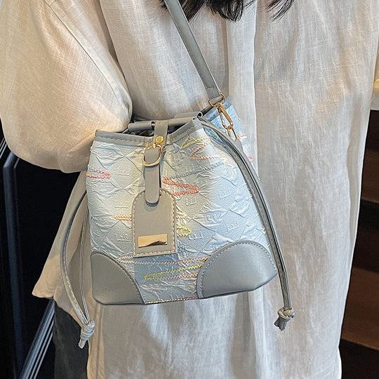Damen Beuteltasche mit grafischem Muster Nord Taschen