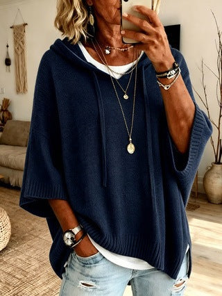 Damen Oversize Strick-Poncho mit Kapuze, Fledermausärmeln und Seitenschlitzen Nord Taschen