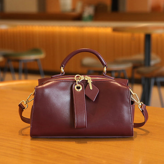 Damen Handtasche mit elegantem Reißverschluss und abnehmbaren Schulterriemen Nord Taschen
