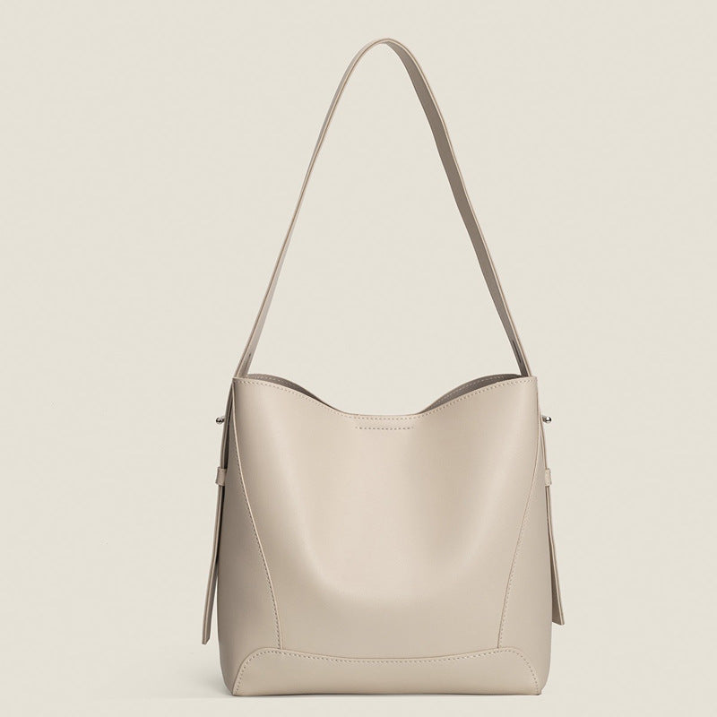 Damen Hobo-Tasche mit eleganter geschwungener Form und verstellbarem Tragegriff Nord Taschen