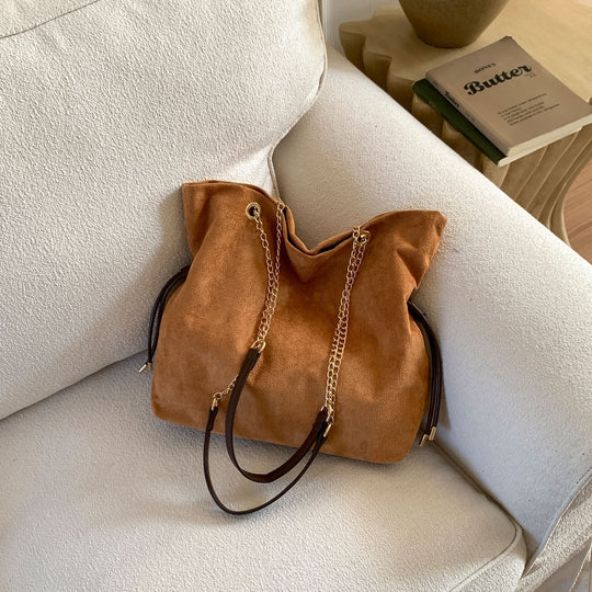 Damen Hobo-Tasche mit elegantem Kettenzug und vielseitigem Innenraum Nord Taschen