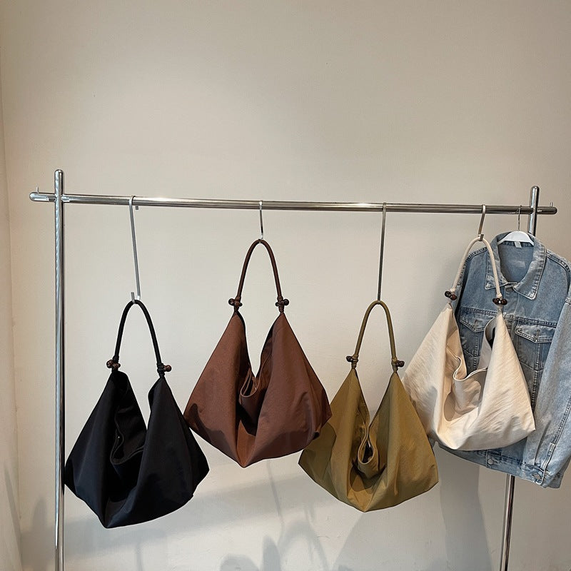 Damen Hobo-Tasche mit großem Stauraum und elegantem Tragegriff Nord Taschen