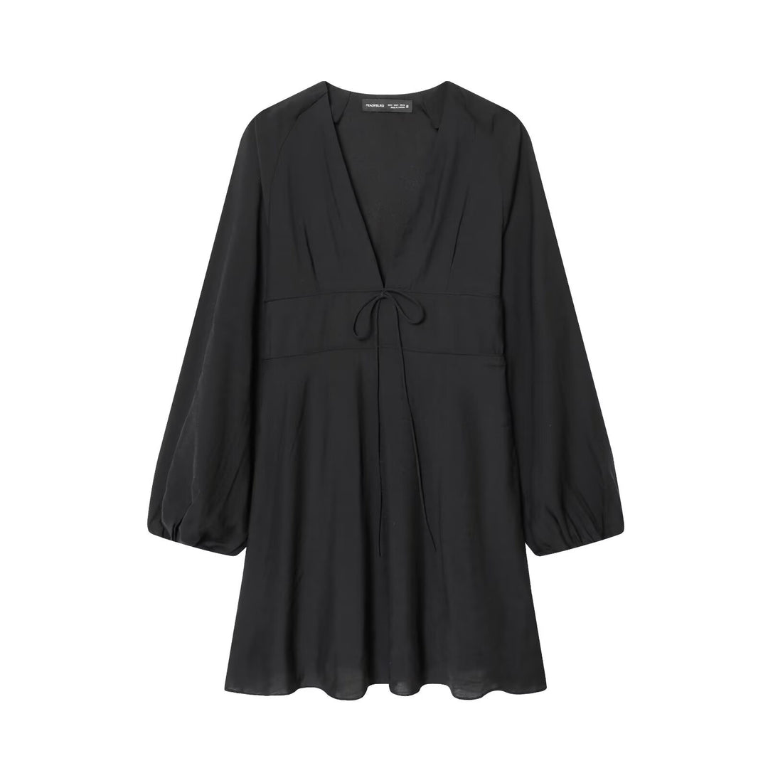 Damen Kurzkleid mit tiefem V‑Ausschnitt, Empire‑Taillenband und weiten Ballonärmeln Nord Taschen