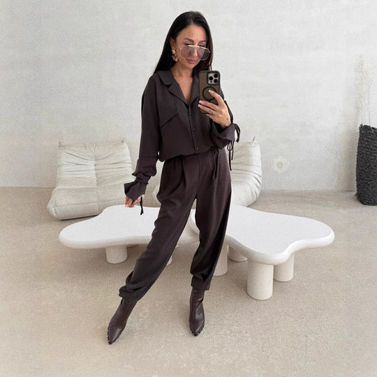 Damen Zweiteiliges Loungewear-Set mit Oversized-Bluse, Pattentaschen, Kordelmanschetten und hochtaillierter Jogpant Nord Taschen