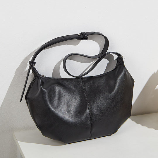 Damen Hobo-Tasche mit eleganter, weicher Kunstleder-Oberfläche und praktischem Tragegurt Nord Taschen