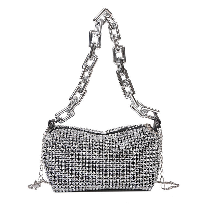 Damen schicke Umhängetasche mit funkelndem Strass und auffällig Kettenakzent Nord Taschen