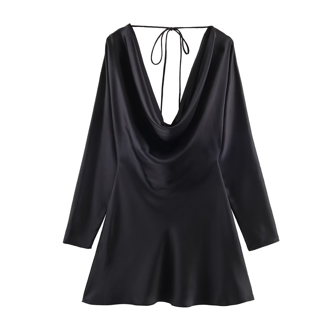 Damen Kurzes Satin-Minikleid mit tiefem Wasserfall‑Rücken, V‑Ausschnitt vorne und langen Ärmeln Nord Taschen