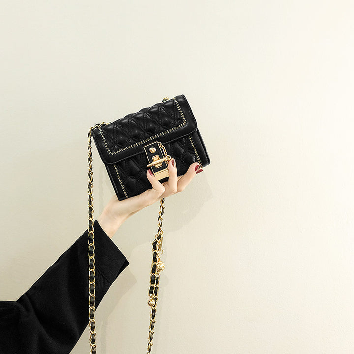 Damen Clutch-Tasche mit luxuriöser Steppung und elegantem Kettenverschluss Nord Taschen