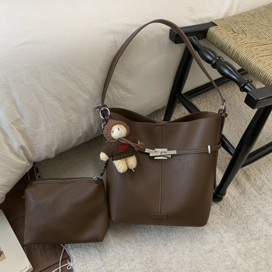 Damen Hobo-Tasche mit elegantem Kettenverschluss und praktischem Innenorganizer Nord Taschen