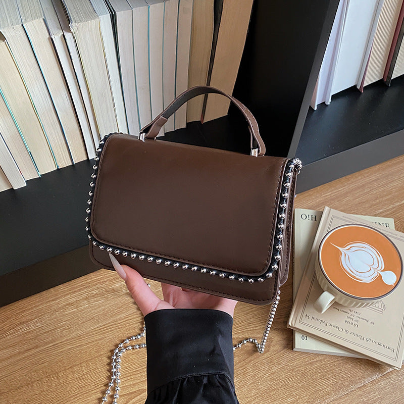 Damen stilvolle Umhängetasche mit eleganten Perlenakzenten Nord Taschen