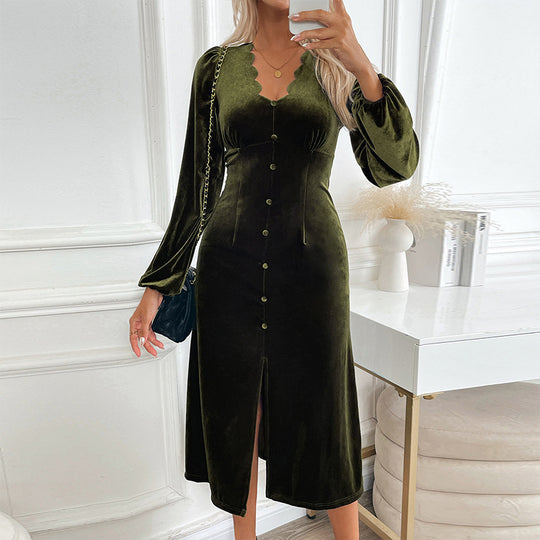 Damen Samt-Midikleid mit tailliertem Schnitt, geschwungenem Ausschnitt, Puffärmeln & Zierknopfleiste Nord Taschen