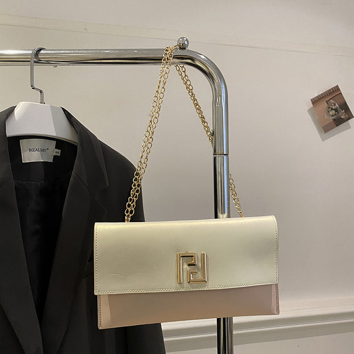 Damen elegante Clutch Tasche mit Kettenverzierung Nord Taschen