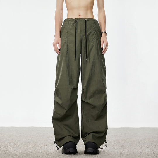 Herren Weite Utility-Cargohose mit Tunnelzugbund Knie‑Paneelen und verstellbarem Saum Nord Taschen