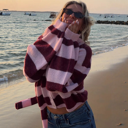 Damen Oversize Strickcardigan-Set mit Blockstreifen, Knopfleiste und passendem Schal Nord Taschen
