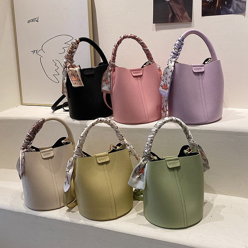 Damen Bucket Bag mit exklusivem Halstuch Nord Taschen