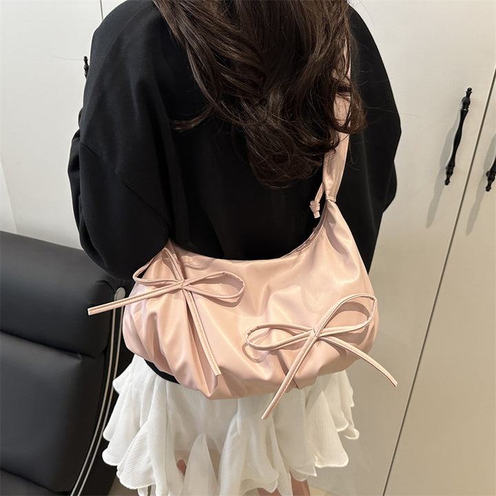 Damen modische Handtasche mit elastischem Henkel und Rüschendetails Nord Taschen