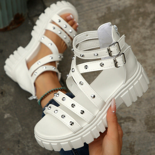 Damen modische Sandalen mit stilvollen Verschlüssen und Glitzerakzenten
