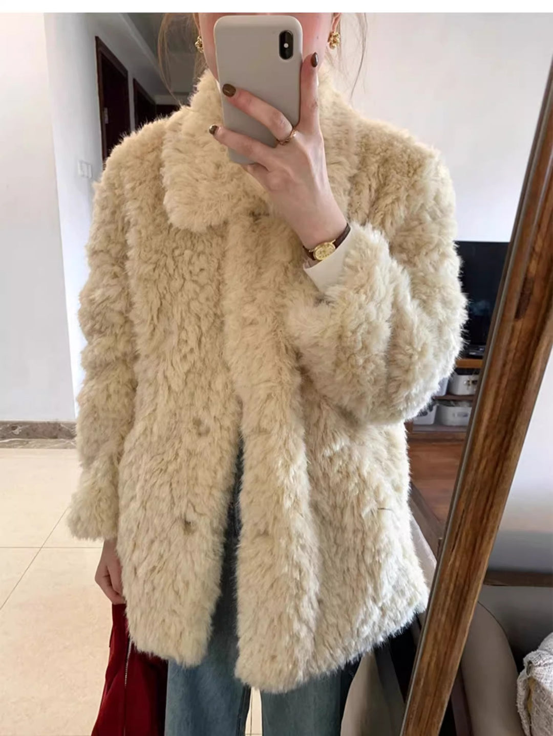 Damen Kurzer Teddy-Kunstfellmantel mit vollem Kragen und kastiger Silhouette Nord Taschen