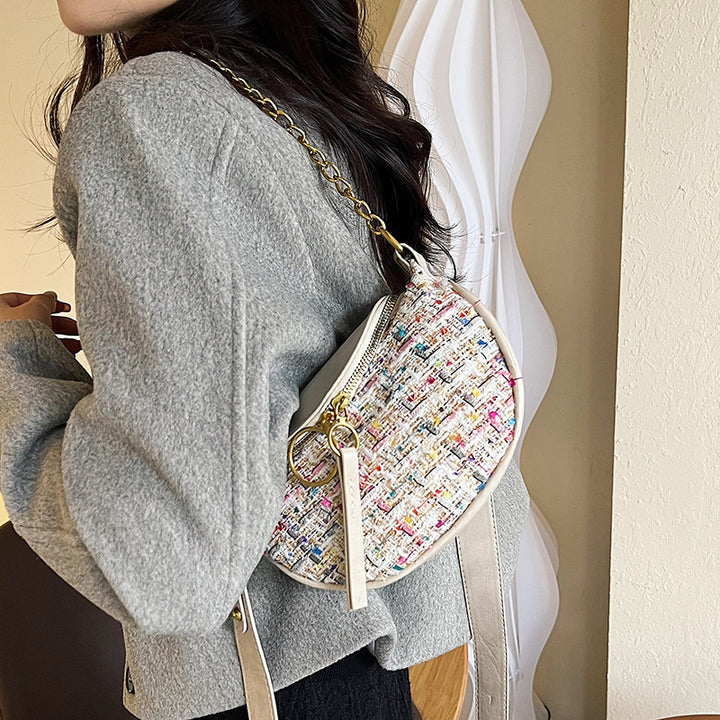 Damen modische Umhängertasche im Tweed-Look mit goldenen Akzenten Nord Taschen