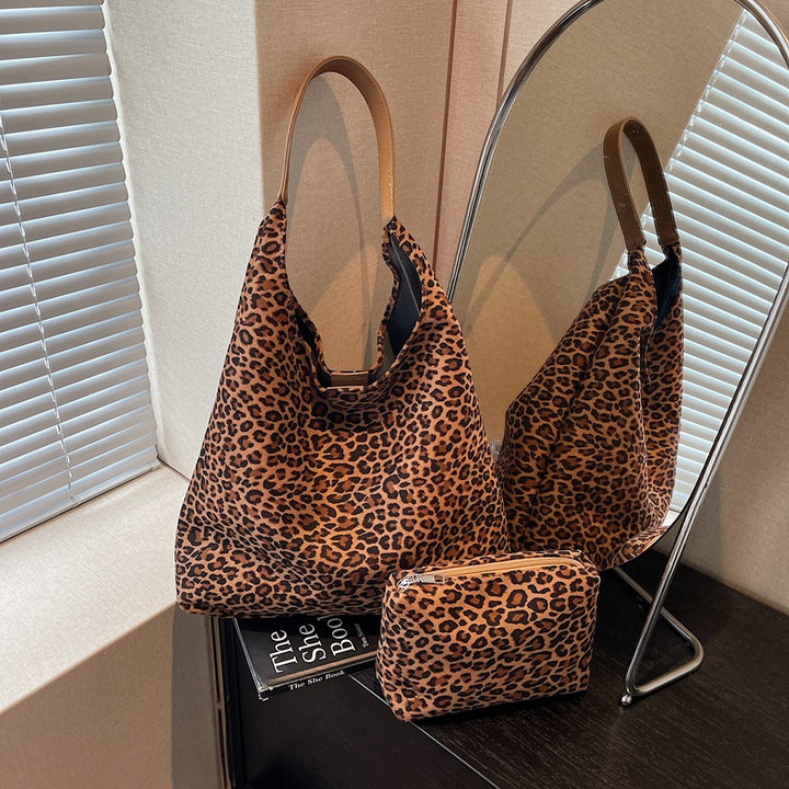 Damen lässige Hobo-Tasche mit weicher Struktur Nord Taschen