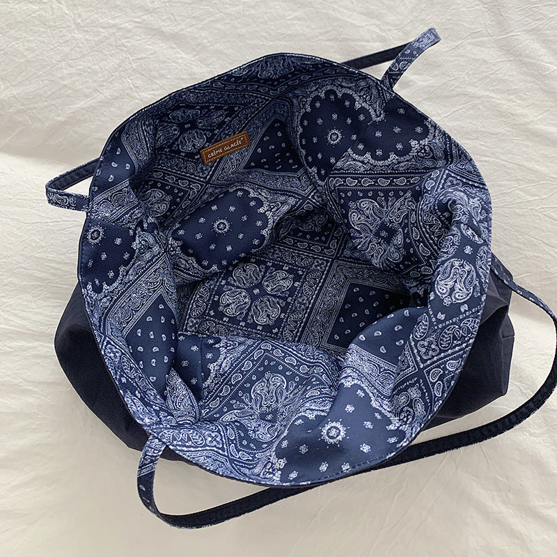 Damen Umhängetasche mit einzigartigem Bänder-Design Nord Taschen