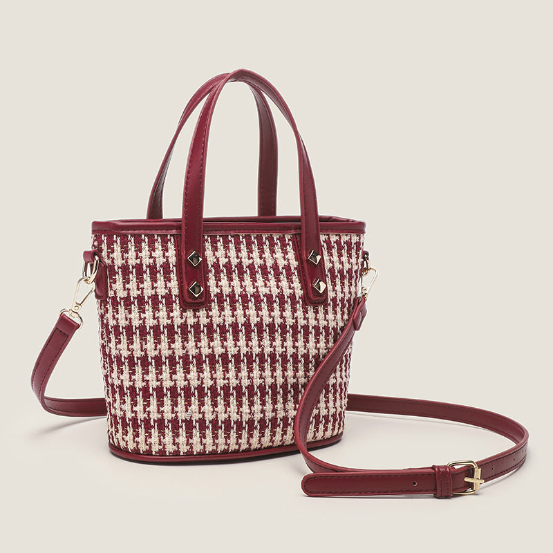 Damen Tote-Tasche mit elegantem Gewebe und stilvollen Akzenten Nord Taschen