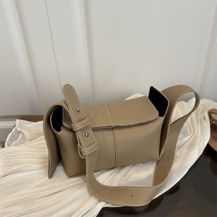 Damen Umhängetasche im minimalistischen Design mit verstellbarem Schulterriemen Nord Taschen