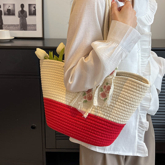 Damen praktische Strandtasche mit eleganten Stickdetails Nord Taschen