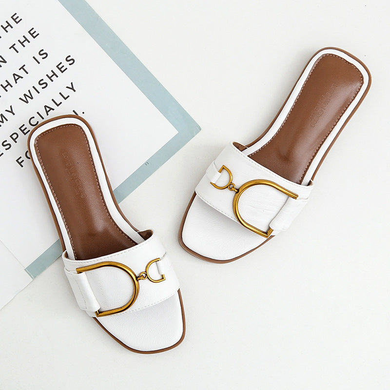 Damen Elegante Slides mit luxuriösem goldenen Akzent und bequemem Fußbett Nord Taschen