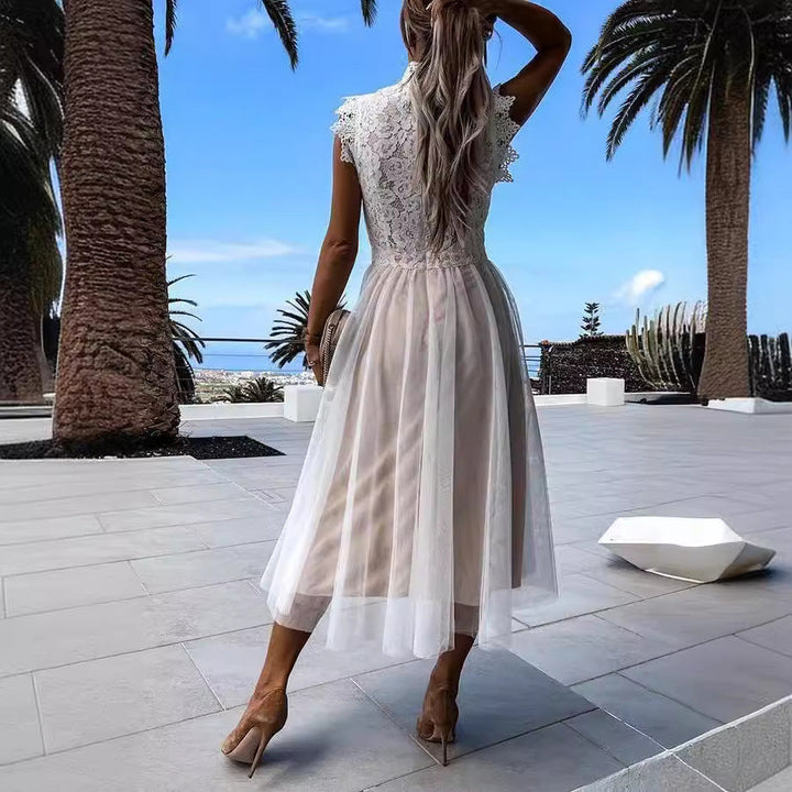 Damen Elegantes Spitzenkleid mit transparentem Rock und hohem Kragen