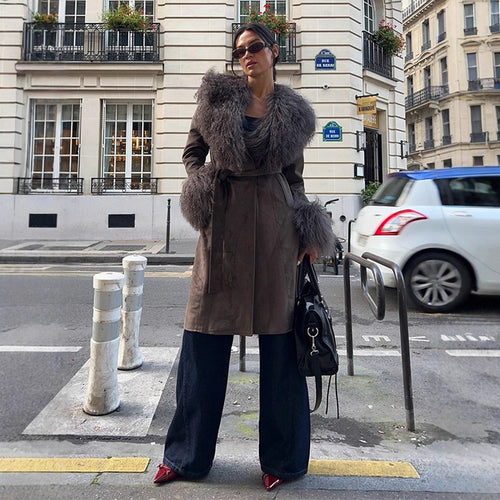 Damen Mantel aus Veloursleder‑Optik mit voluminösem Faux‑Fur‑Schalkragen, Fellmanschetten & Taillengürtel Nord Taschen