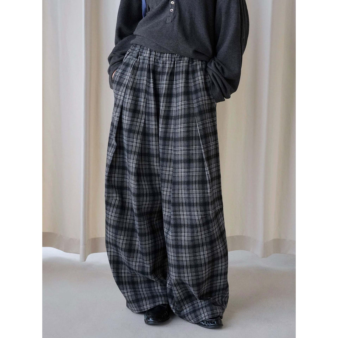 Damen Weite karierte Palazzo-Hose mit Bundfalten und elastischem Bund Nord Taschen