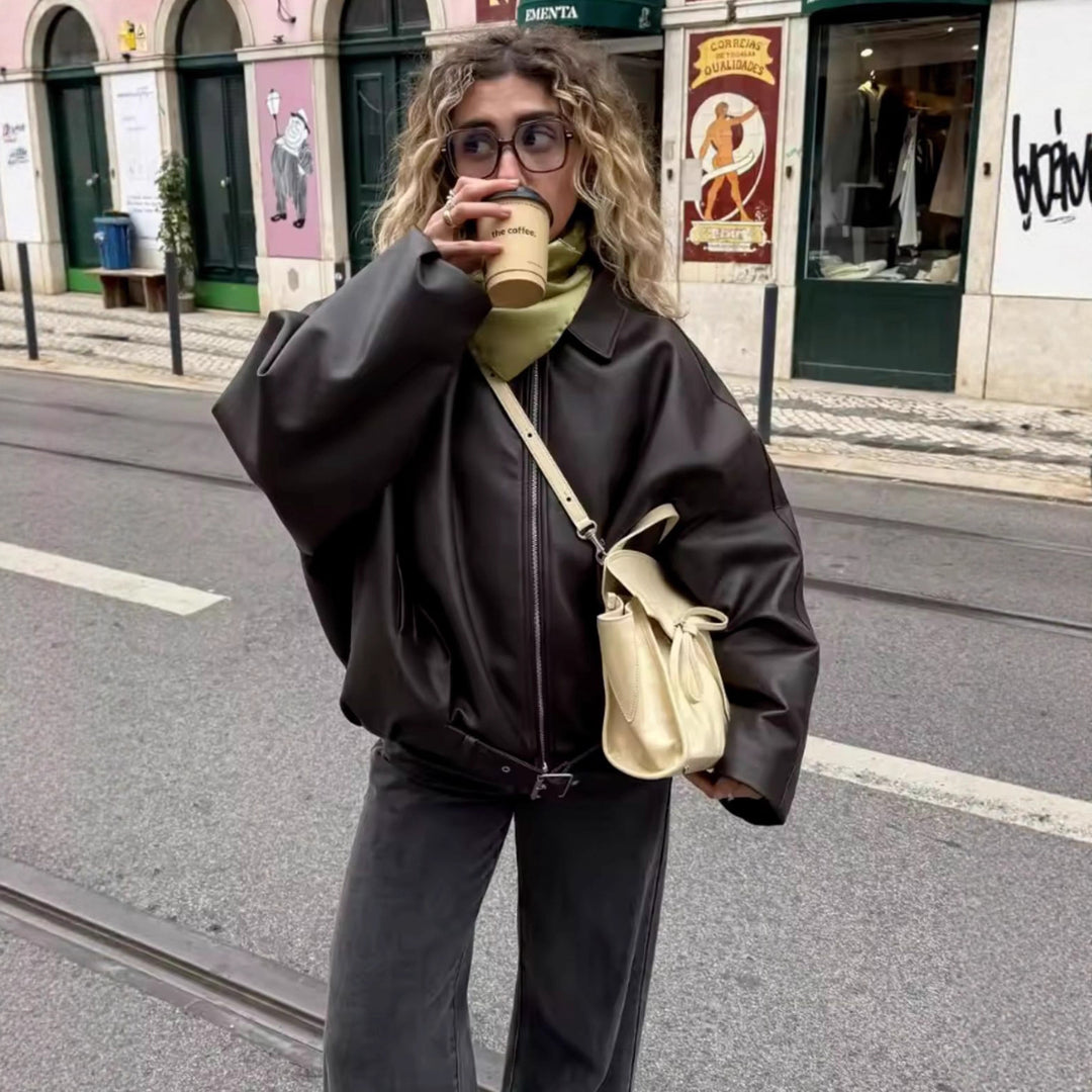 Damen Oversized Kunstleder-Bomberjacke mit Gürtel und Hemdkragen Nord Taschen