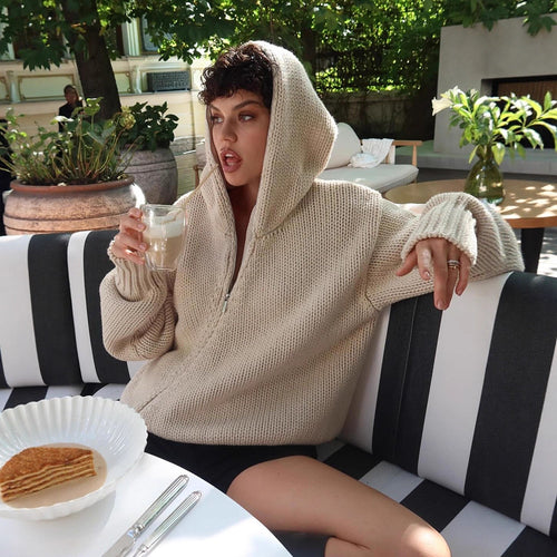Damen Oversize Kapuzen-Strickcardigan mit Reißverschluss Nord Taschen