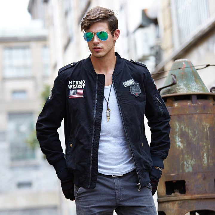 Herren  militärisch inspirierte Bomberjacke mit Patch- und Stick-Details, Ärmeltasche und gerippten Bündchen Nord Taschen