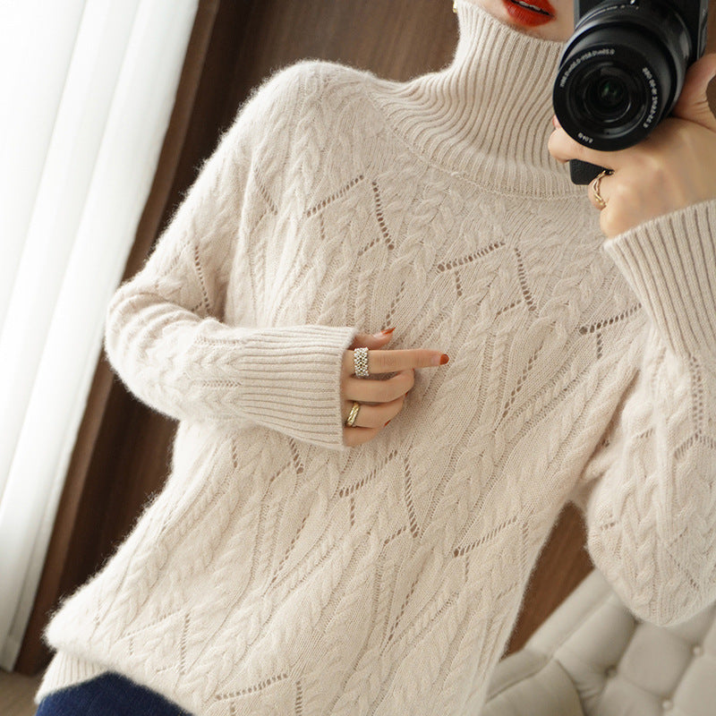 Damen Weicher Mohair‑Optik Oversize‑Rollkragenpullover mit Ajour‑Zopfstruktur Nord Taschen