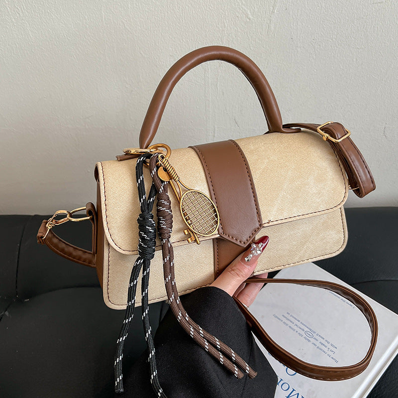 Damen modische Umhängetasche mit satiniertem Finish Nord Taschen