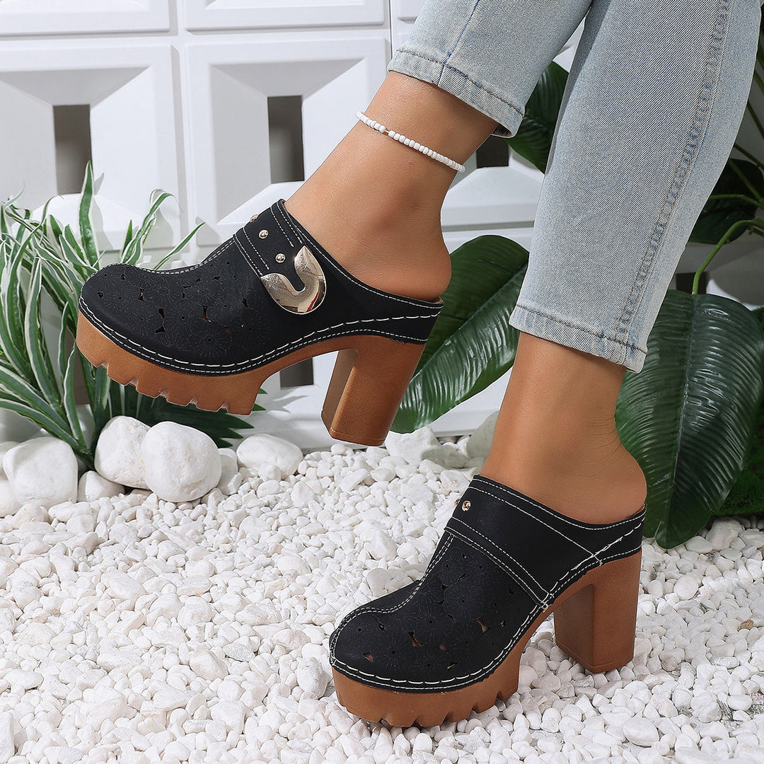Damen modische Clogs mit perforiertem Design und elegantem Blockabsatz