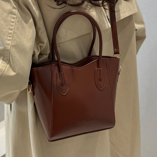 Damen elegante Handtasche mit abnehmbaren Schulterriemen und strukturierter Oberfläche Nord Taschen