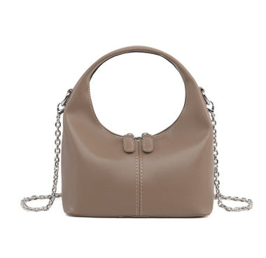 Damen Hobo-Tasche aus hochwertigem Kunstleder mit dekorativem Kettenriemen Nord Taschen