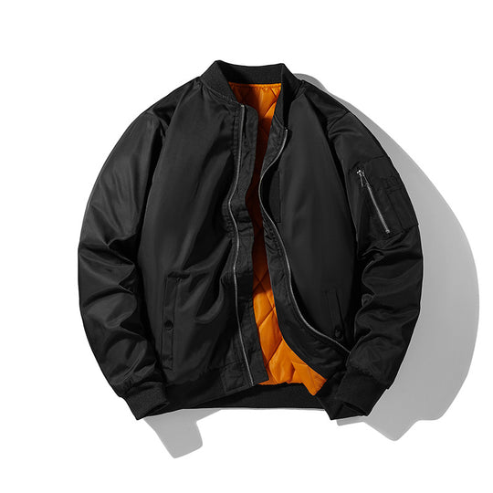 Herren Bomberjacke im Fliegerlook mit kontrastierender Innenfütterung, Ärmel‑Utilitytasche und elastischen Rippbündchen Nord Taschen