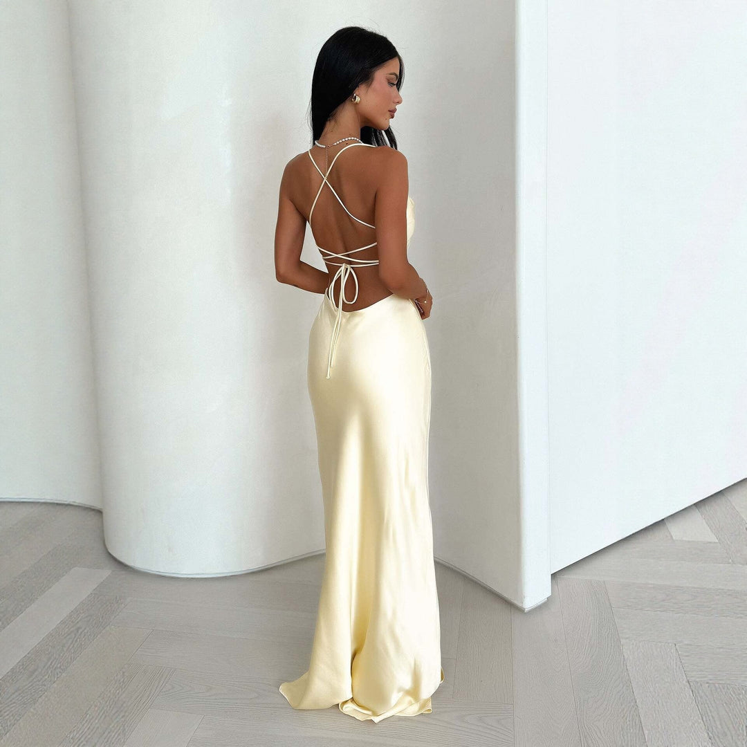 Damen Elegantes Satinabendkleid mit spaghettiträgern und fließendem Schnitt - Arvani