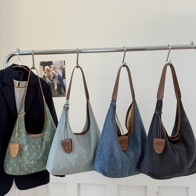 Damen lässige Hobo-Tasche mit einem ergonomischen Design Nord Taschen