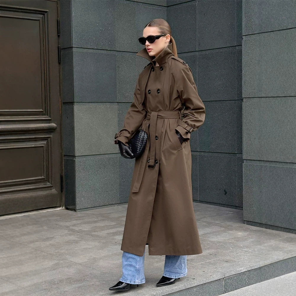 Damen Lang geschnittener wasserabweisender Trenchcoat mit hohem Stehkragen und Taillengürtel Nord Taschen
